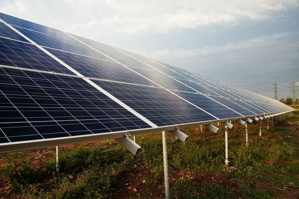 Intersolar und ees Europe sind zwei Monate vor Start ausgebucht. (Foto: pixabay)