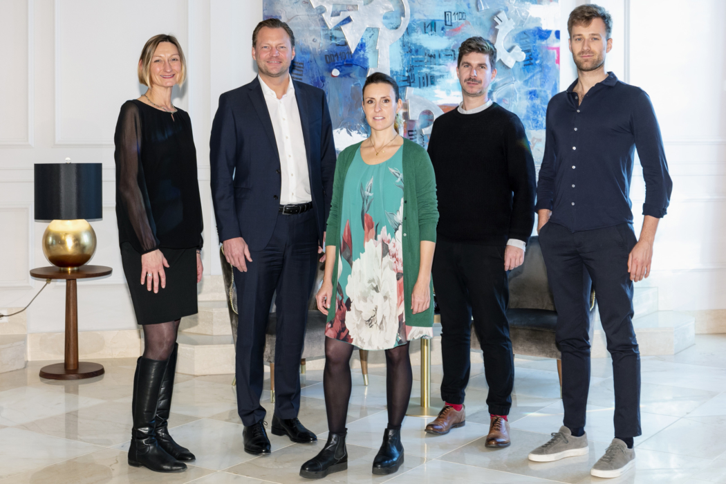 Die ELMAR-Jury 2018: Gabi Schermuly-Wunderlich, André Thönes, Julia Greven, Ingo Müller, Dr. Josef Frischeisen
(v.l.n.r.). (Foto: Elektromarken)